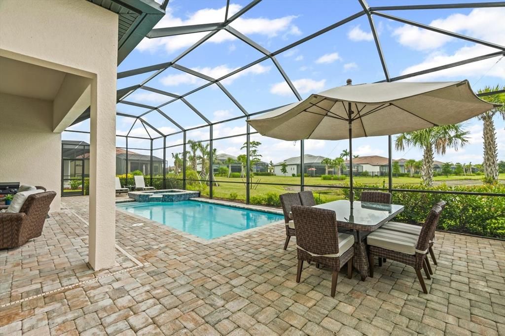 For Sale: $799,000 (3 beds, 3 baths, 2488 Square Feet)