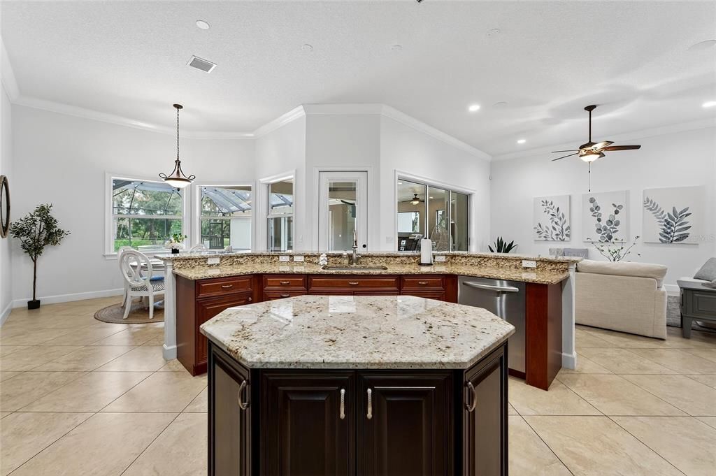 For Sale: $1,355,000 (5 beds, 4 baths, 5452 Square Feet)