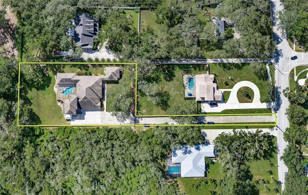 For Sale: $1,355,000 (5 beds, 4 baths, 5452 Square Feet)