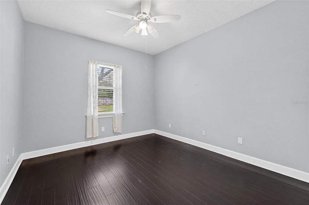 For Sale: $1,355,000 (5 beds, 4 baths, 5452 Square Feet)