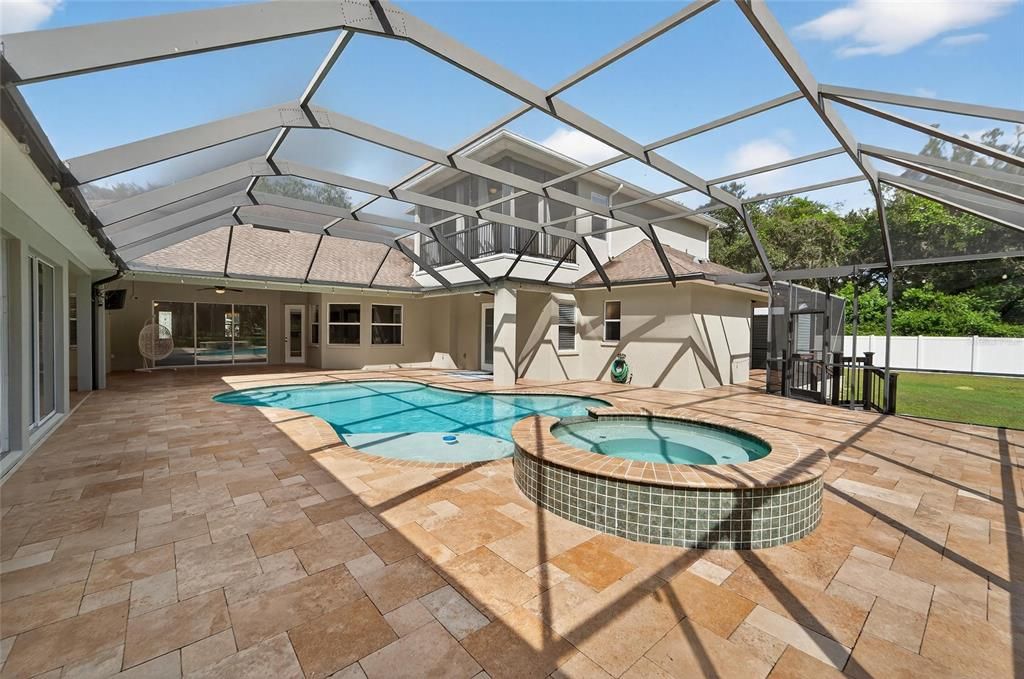 For Sale: $1,355,000 (5 beds, 4 baths, 5452 Square Feet)