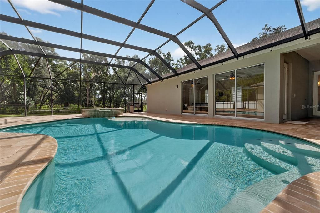 For Sale: $1,355,000 (5 beds, 4 baths, 5452 Square Feet)