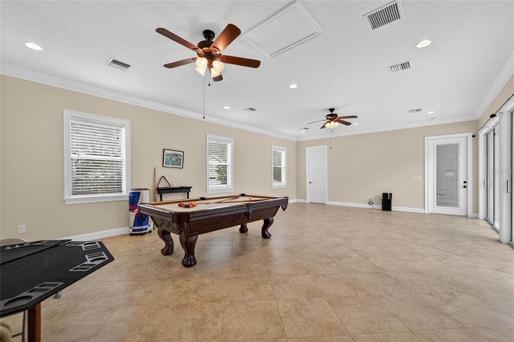 For Sale: $1,355,000 (5 beds, 4 baths, 5452 Square Feet)