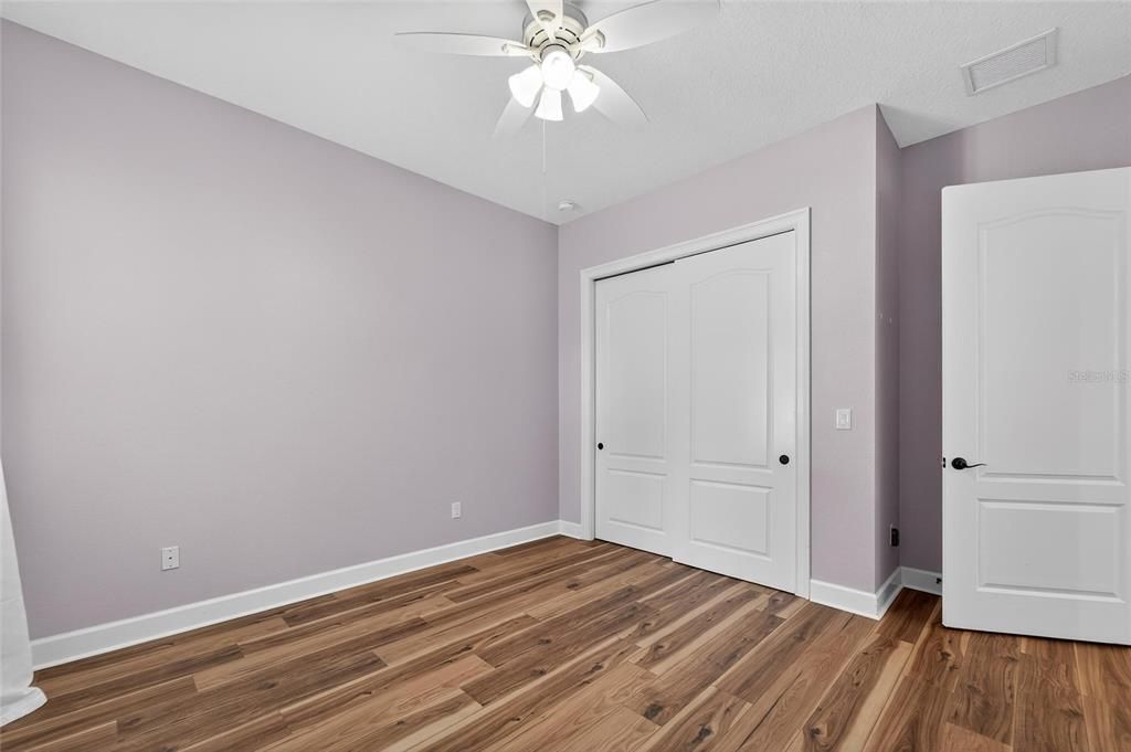 For Sale: $1,355,000 (5 beds, 4 baths, 5452 Square Feet)