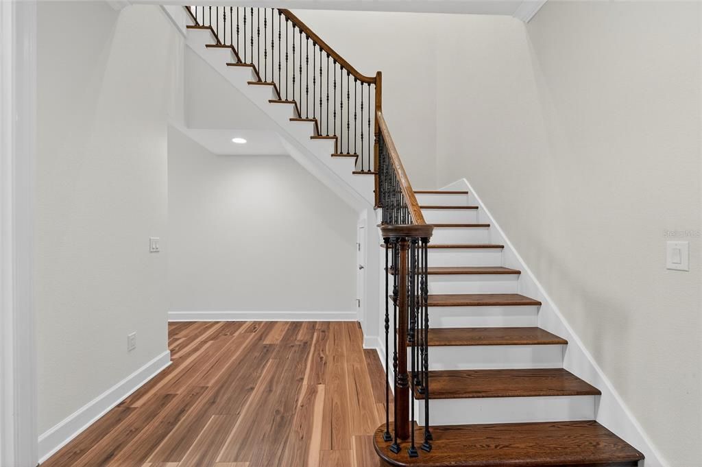 For Sale: $1,355,000 (5 beds, 4 baths, 5452 Square Feet)