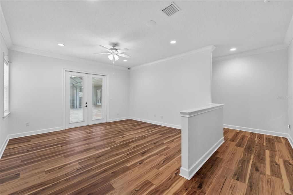 For Sale: $1,355,000 (5 beds, 4 baths, 5452 Square Feet)