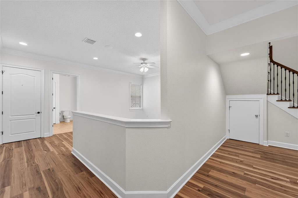 For Sale: $1,355,000 (5 beds, 4 baths, 5452 Square Feet)