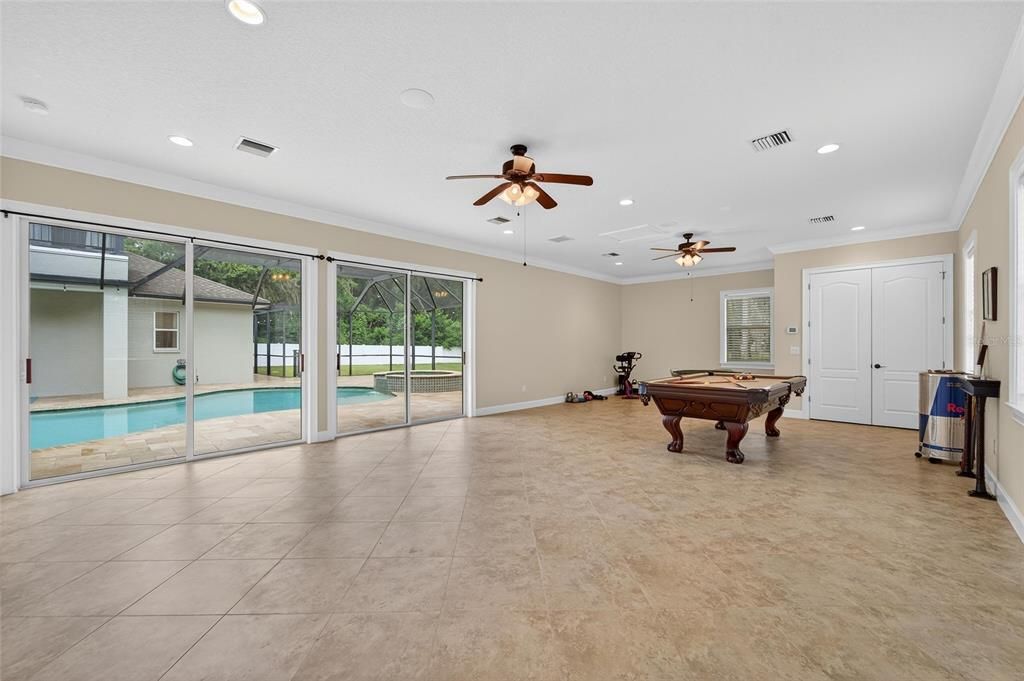 For Sale: $1,355,000 (5 beds, 4 baths, 5452 Square Feet)