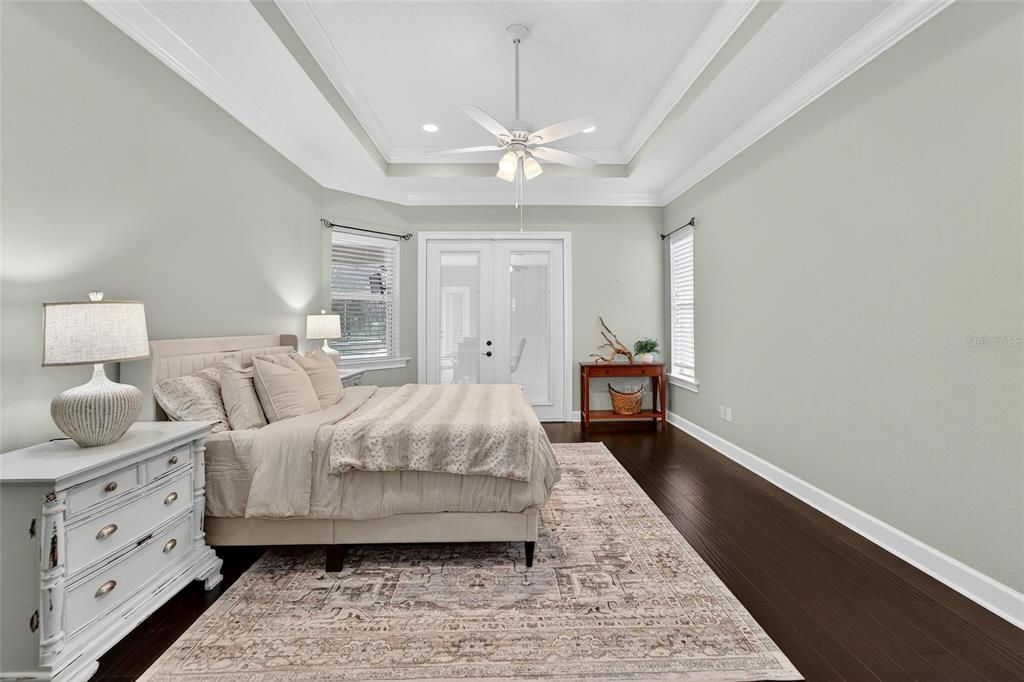 For Sale: $1,355,000 (5 beds, 4 baths, 5452 Square Feet)