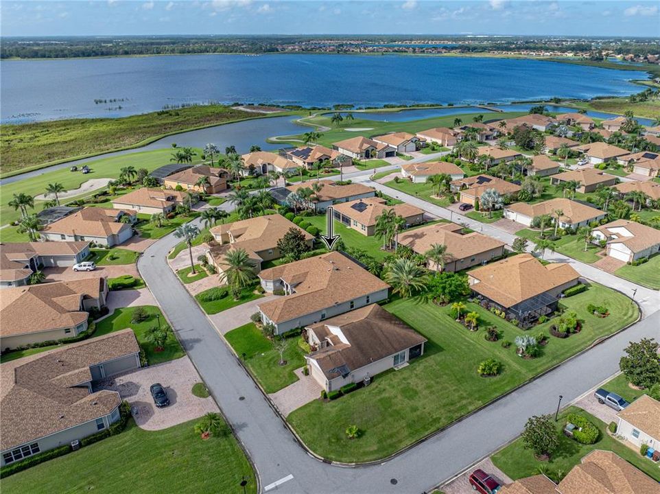 En Venta: $579,900 (4 camas, 3 baños, 2937 Pies cuadrados)