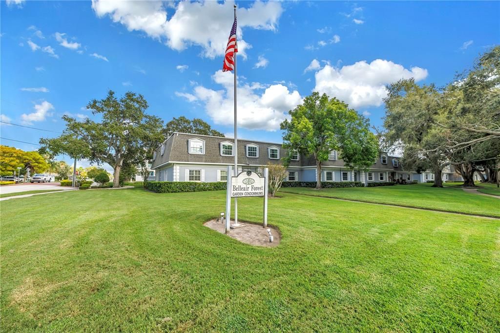 Recently Rented: $1,850 (2 beds, 2 baths, 1075 Square Feet)