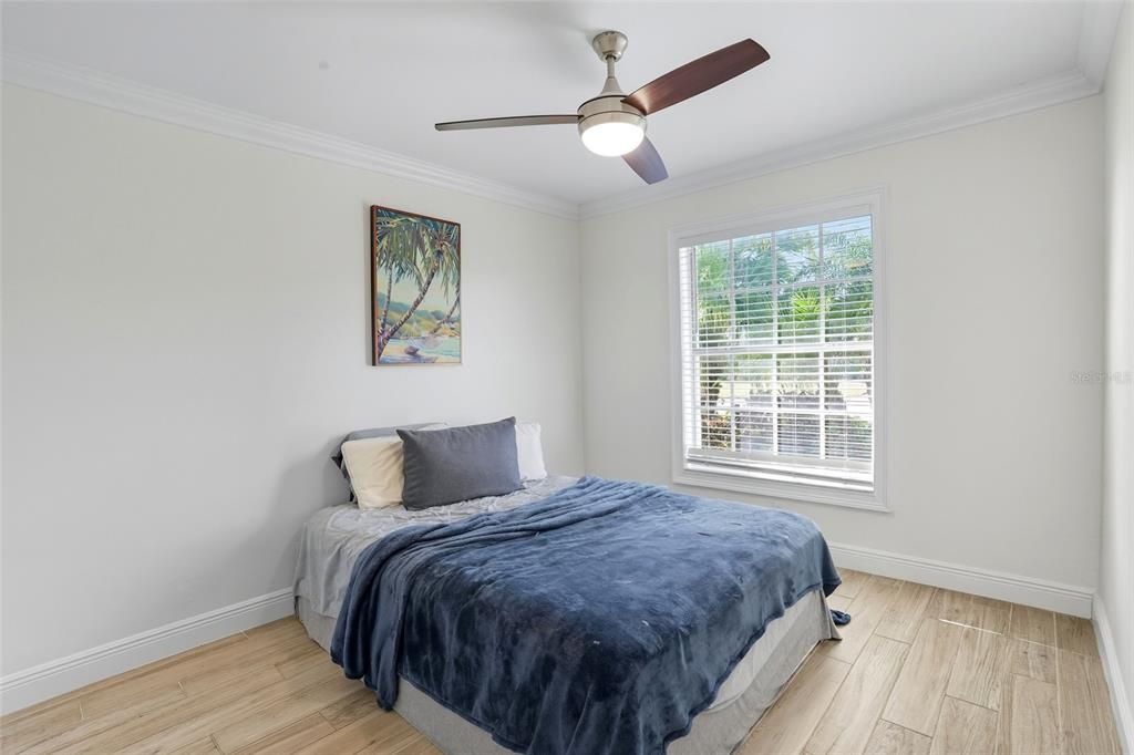 На продажу: $469,500 (3 спален, 2 ванн, 1426 Квадратных фут)