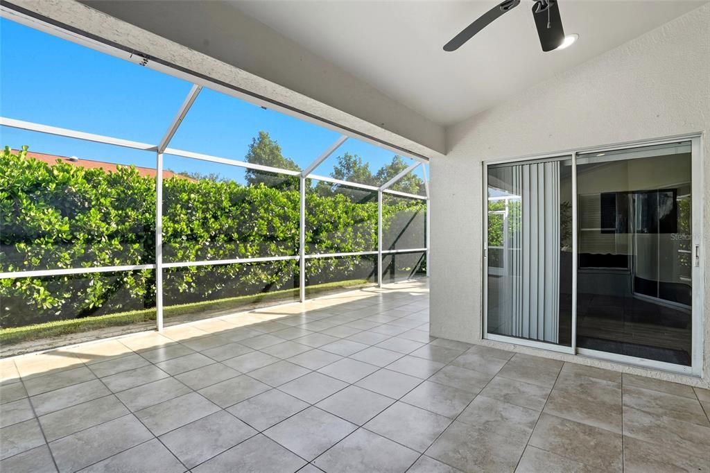 На продажу: $469,500 (3 спален, 2 ванн, 1426 Квадратных фут)