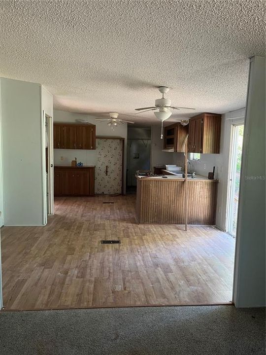 For Sale: $135,000 (4 beds, 2 baths, 1848 Square Feet)