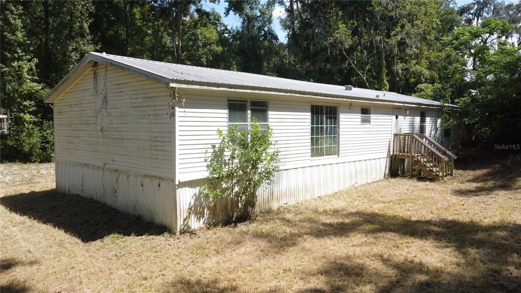 For Sale: $135,000 (4 beds, 2 baths, 1848 Square Feet)