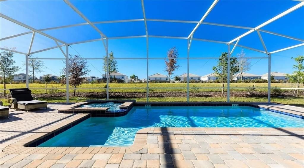 For Rent: $4,150 (8 beds, 5 baths, 3909 Square Feet)