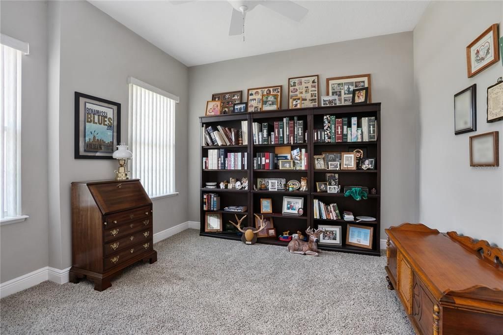 For Sale: $499,900 (4 beds, 3 baths, 2678 Square Feet)