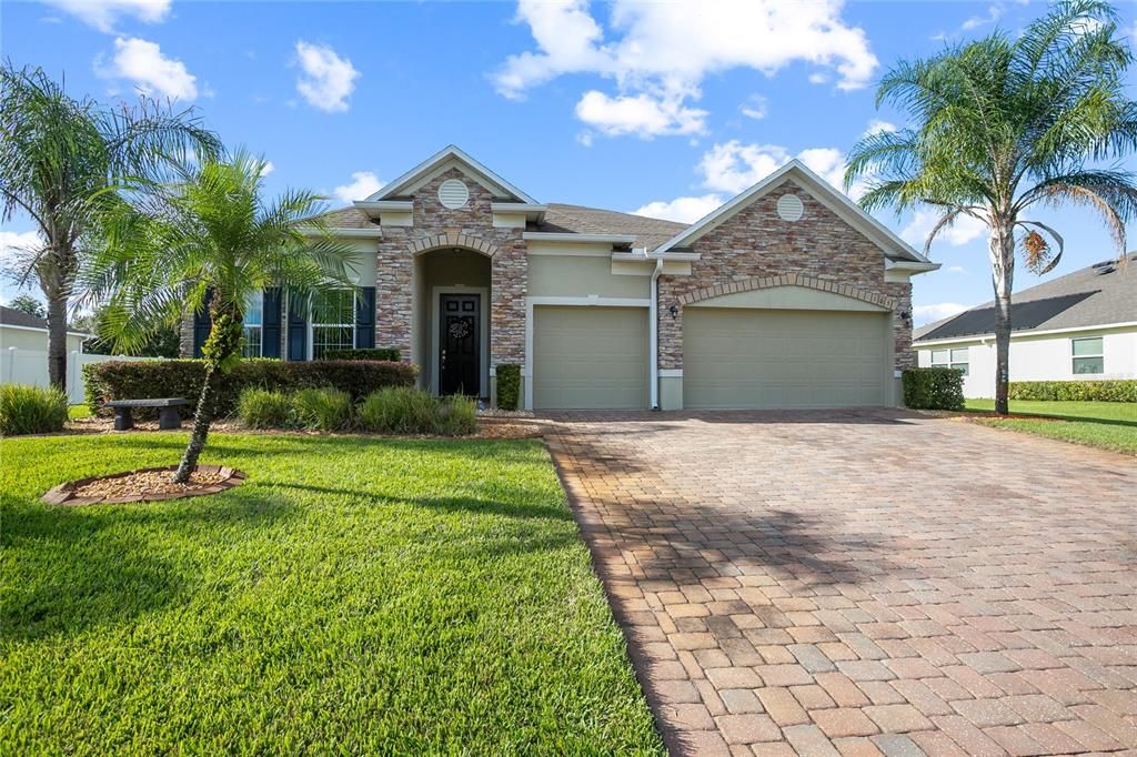 For Sale: $499,900 (4 beds, 3 baths, 2678 Square Feet)