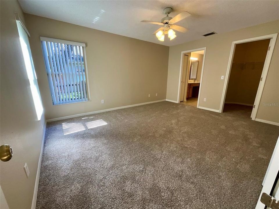 For Rent: $2,530 (3 beds, 2 baths, 1684 Square Feet)