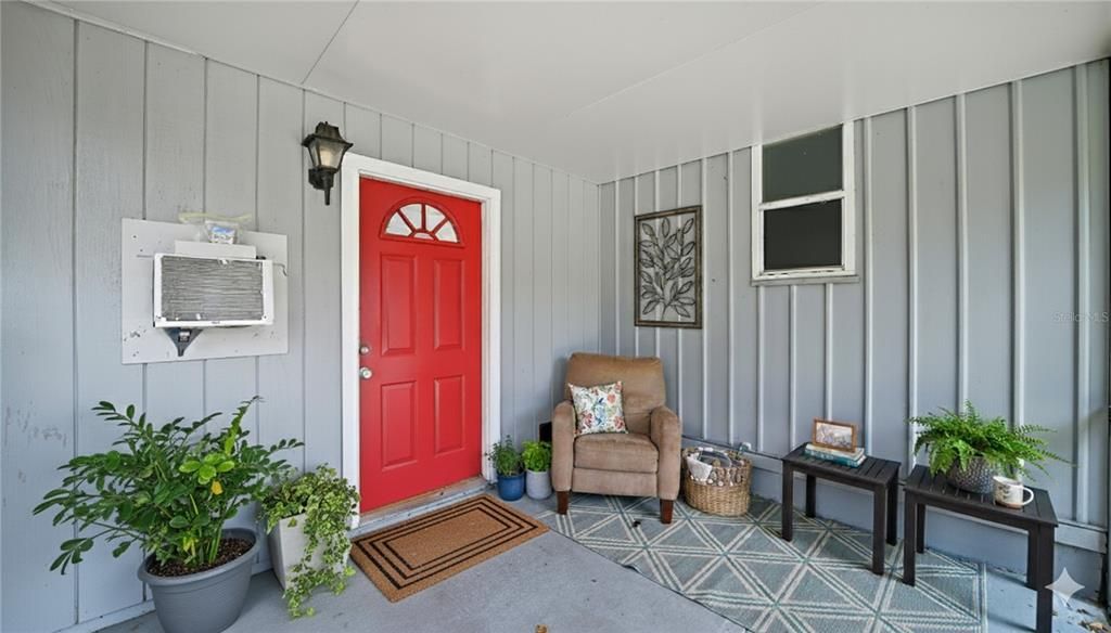 На продажу: $259,990 (2 спален, 2 ванн, 1066 Квадратных фут)