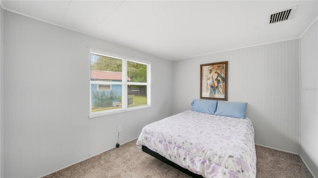 На продажу: $259,990 (2 спален, 2 ванн, 1066 Квадратных фут)