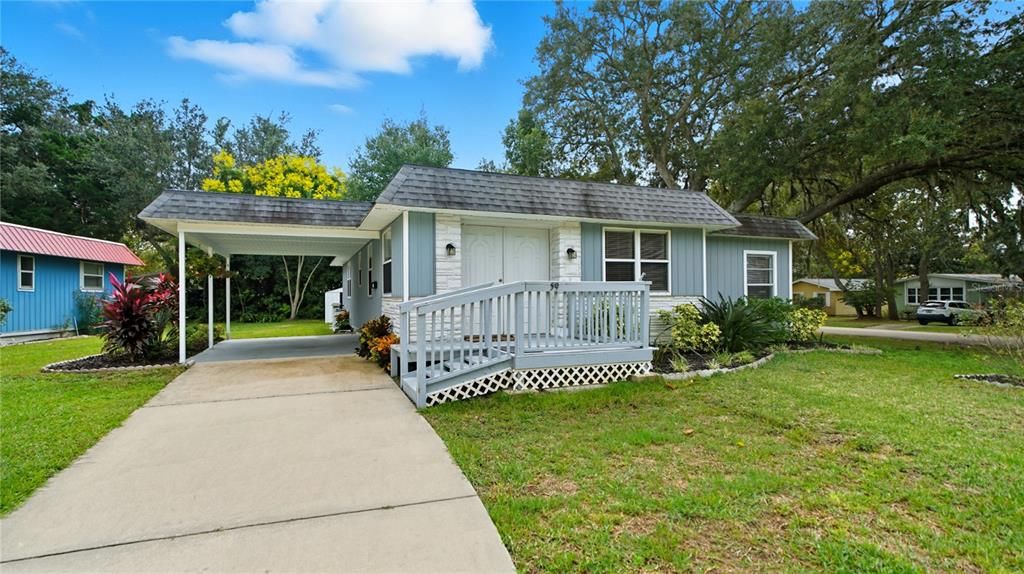 На продажу: $259,990 (2 спален, 2 ванн, 1066 Квадратных фут)