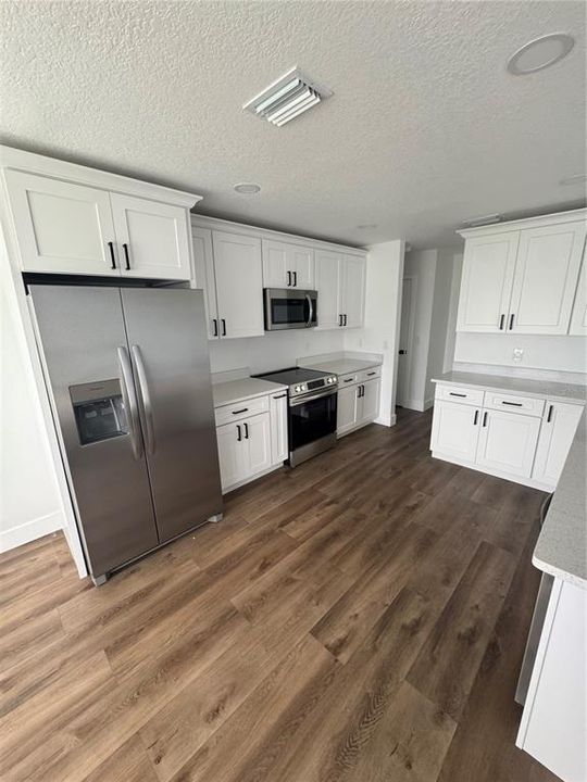 В аренду: $2,600 (3 спален, 2 ванн, 1272 Квадратных фут)