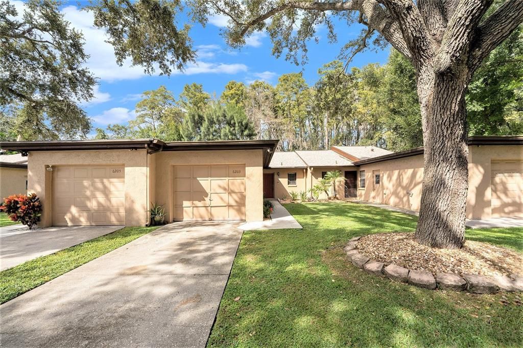 待售: $230,000 (2 贝兹, 2 浴室, 1224 平方英尺)