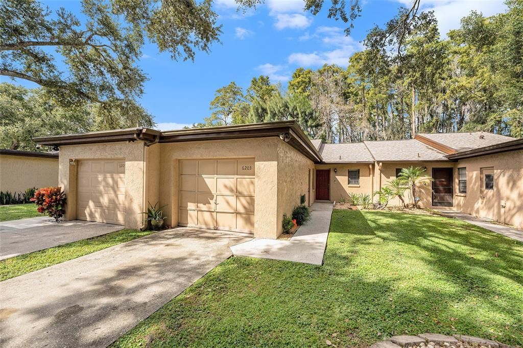 待售: $230,000 (2 贝兹, 2 浴室, 1224 平方英尺)