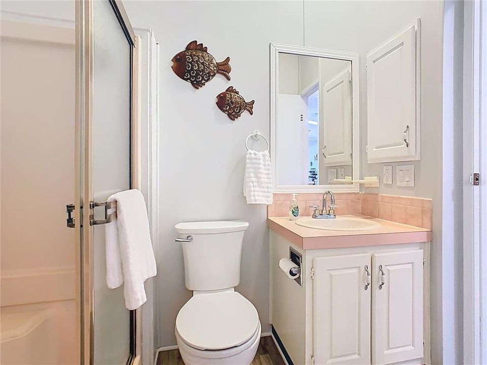 На продажу: $225,000 (2 спален, 2 ванн, 1248 Квадратных фут)