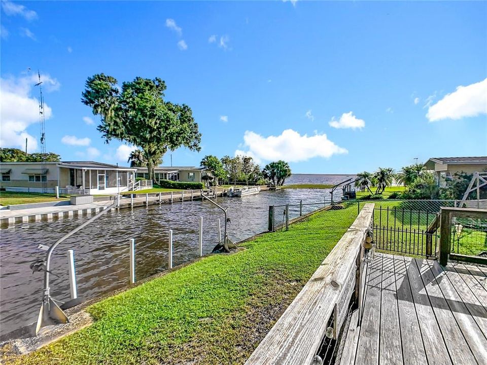 На продажу: $225,000 (2 спален, 2 ванн, 1248 Квадратных фут)