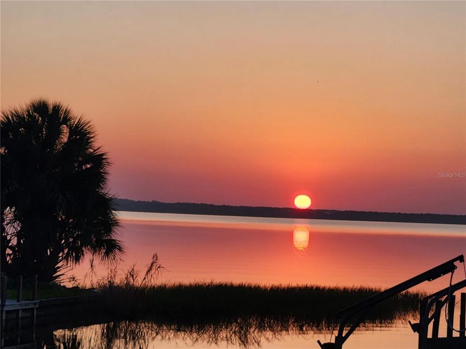 На продажу: $225,000 (2 спален, 2 ванн, 1248 Квадратных фут)