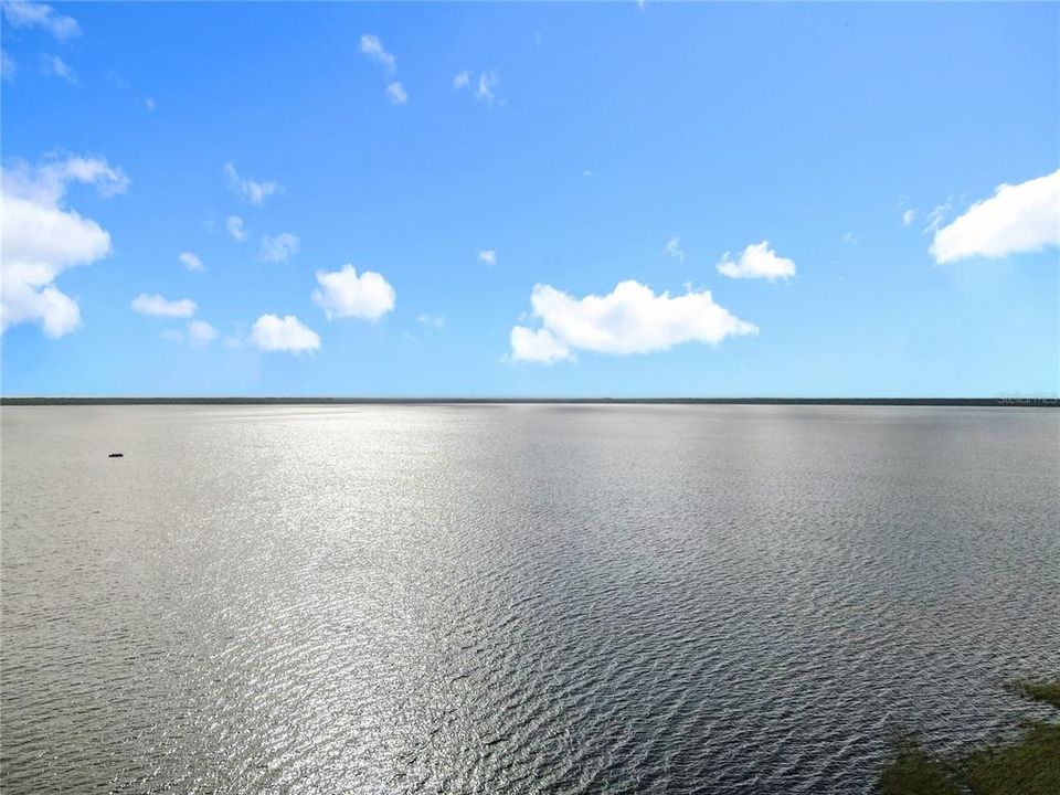 На продажу: $225,000 (2 спален, 2 ванн, 1248 Квадратных фут)