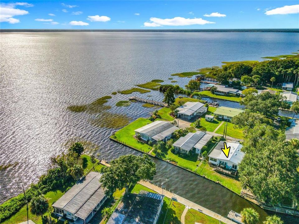 На продажу: $225,000 (2 спален, 2 ванн, 1248 Квадратных фут)