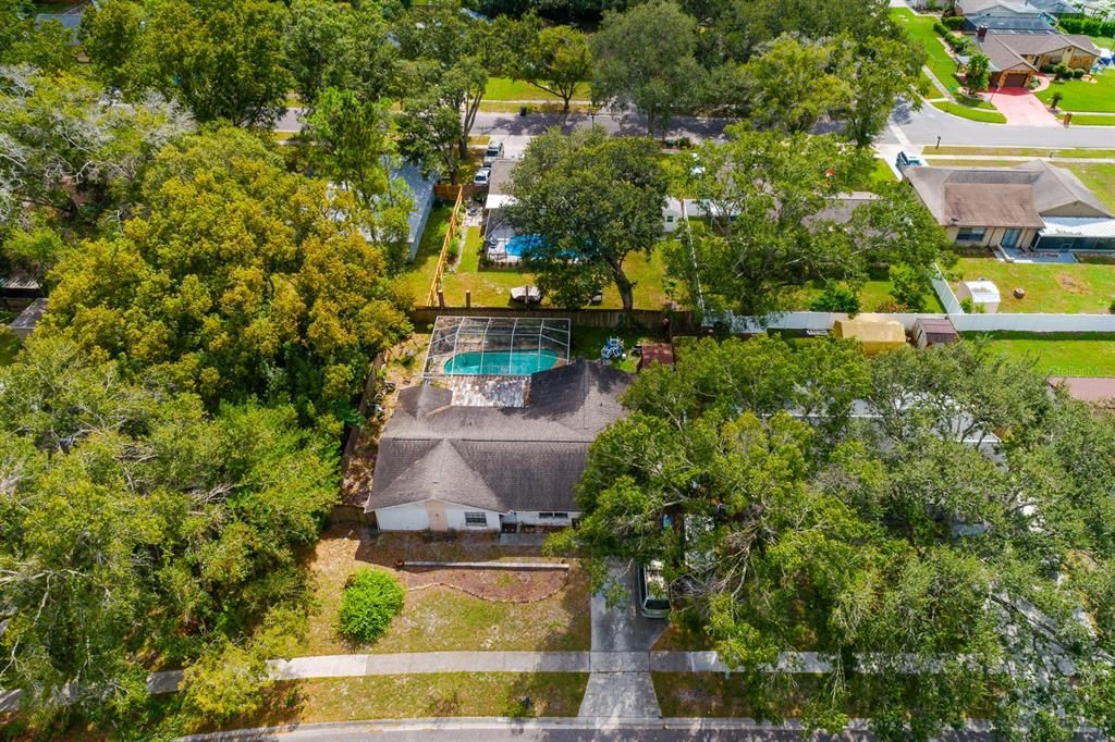 Active With Contract: $350,000 (3 beds, 2 baths, 1554 Square Feet)