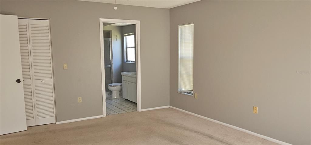 待售: $229,900 (2 贝兹, 2 浴室, 1346 平方英尺)