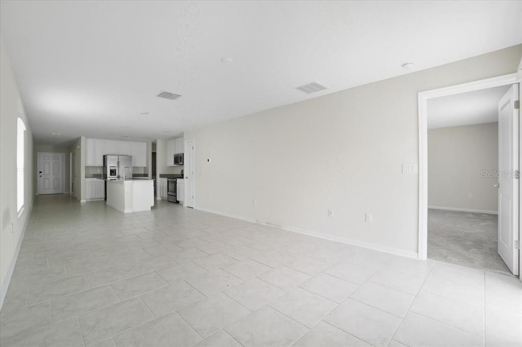 待售: $250,000 (3 贝兹, 2 浴室, 1444 平方英尺)