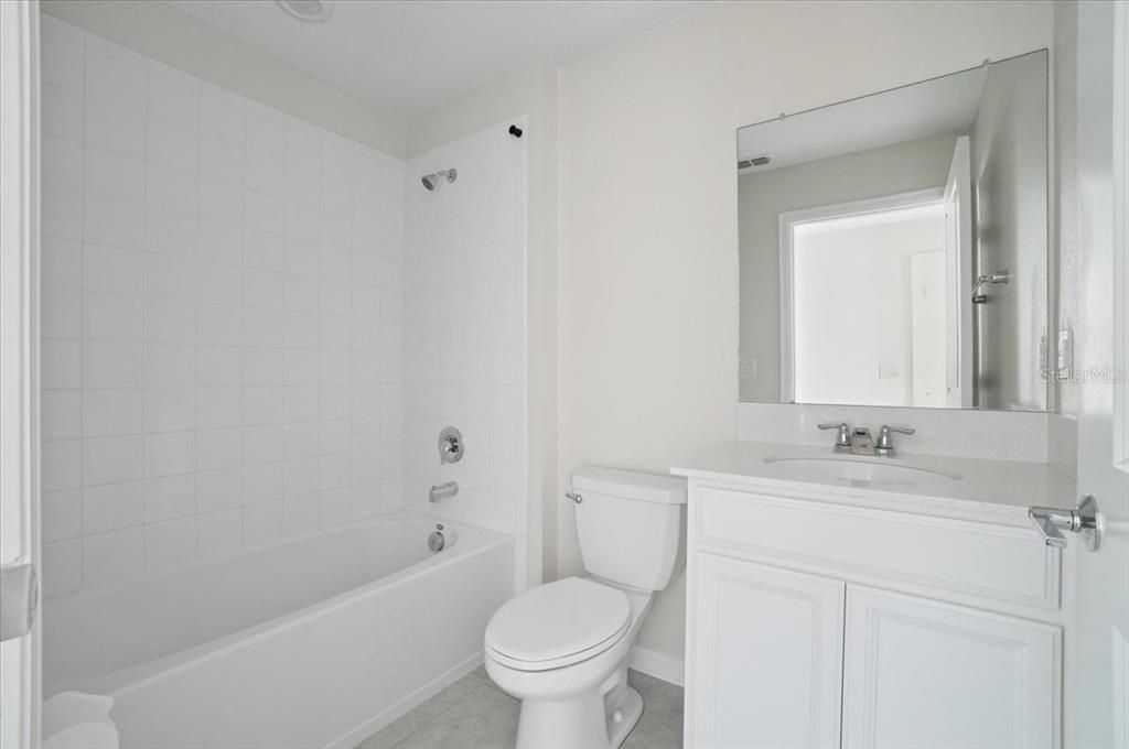 待售: $250,000 (3 贝兹, 2 浴室, 1444 平方英尺)