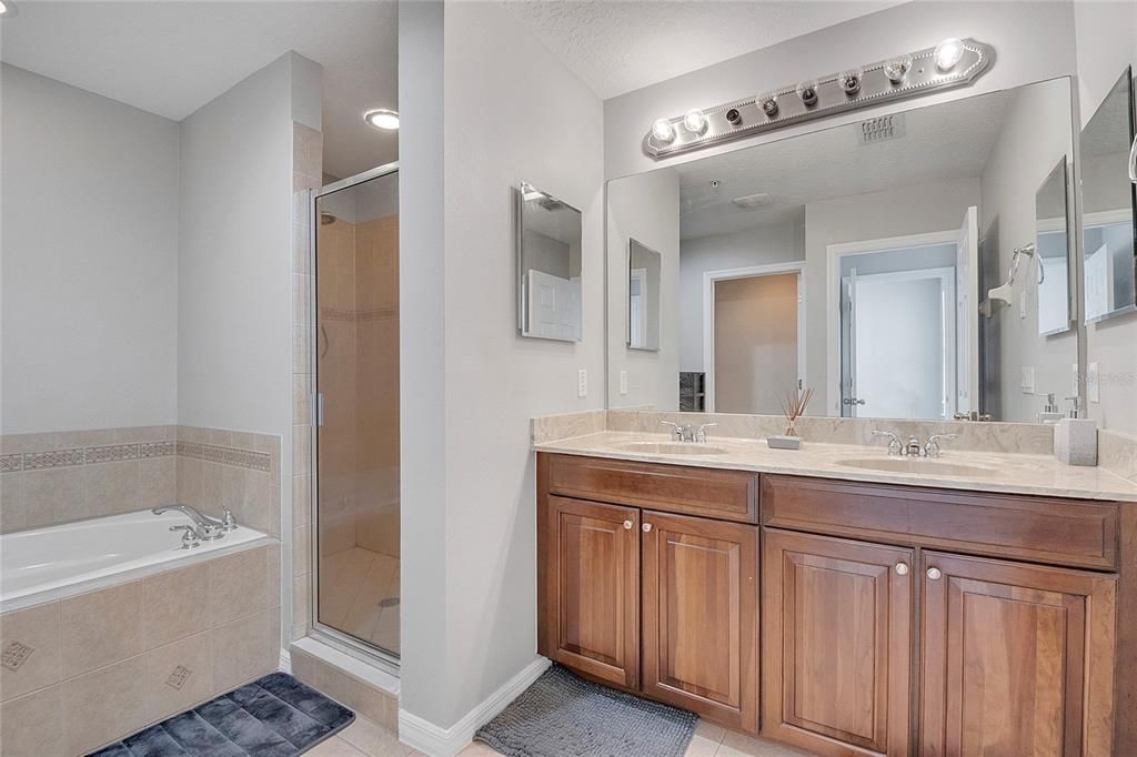 待售: $379,500 (3 贝兹, 3 浴室, 1633 平方英尺)