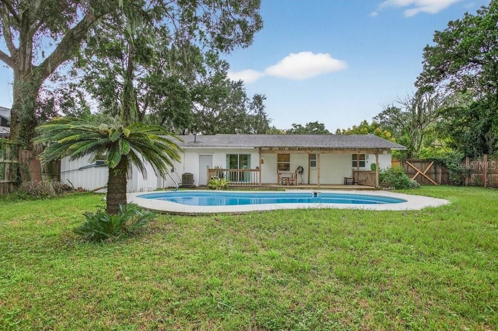 待售: $389,000 (2 贝兹, 1 浴室, 1064 平方英尺)