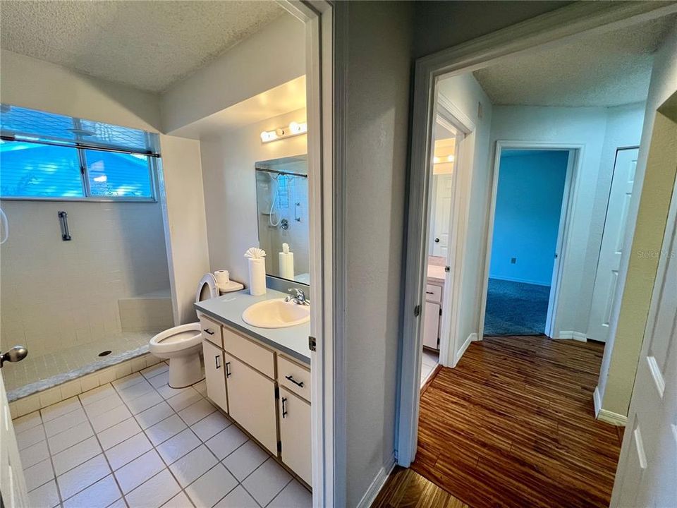 En Venta: $182,000 (2 camas, 2 baños, 1224 Pies cuadrados)