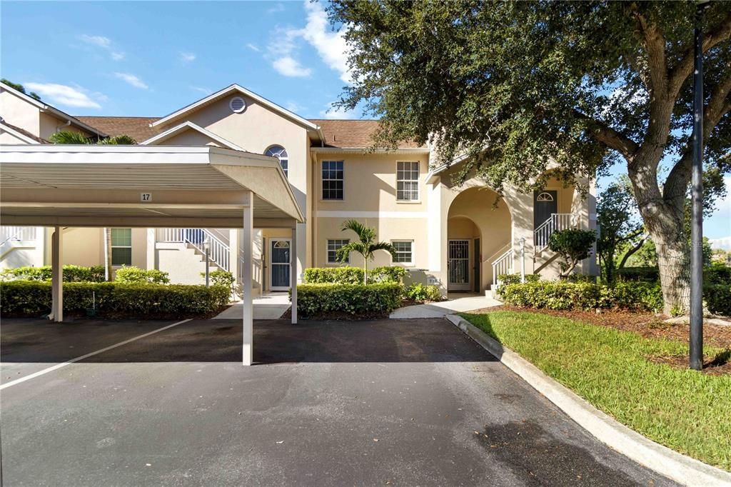 Active With Contract: $270,000 (2 beds, 2 baths, 1068 Square Feet)