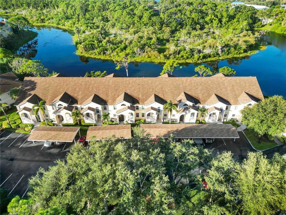 Active With Contract: $270,000 (2 beds, 2 baths, 1068 Square Feet)