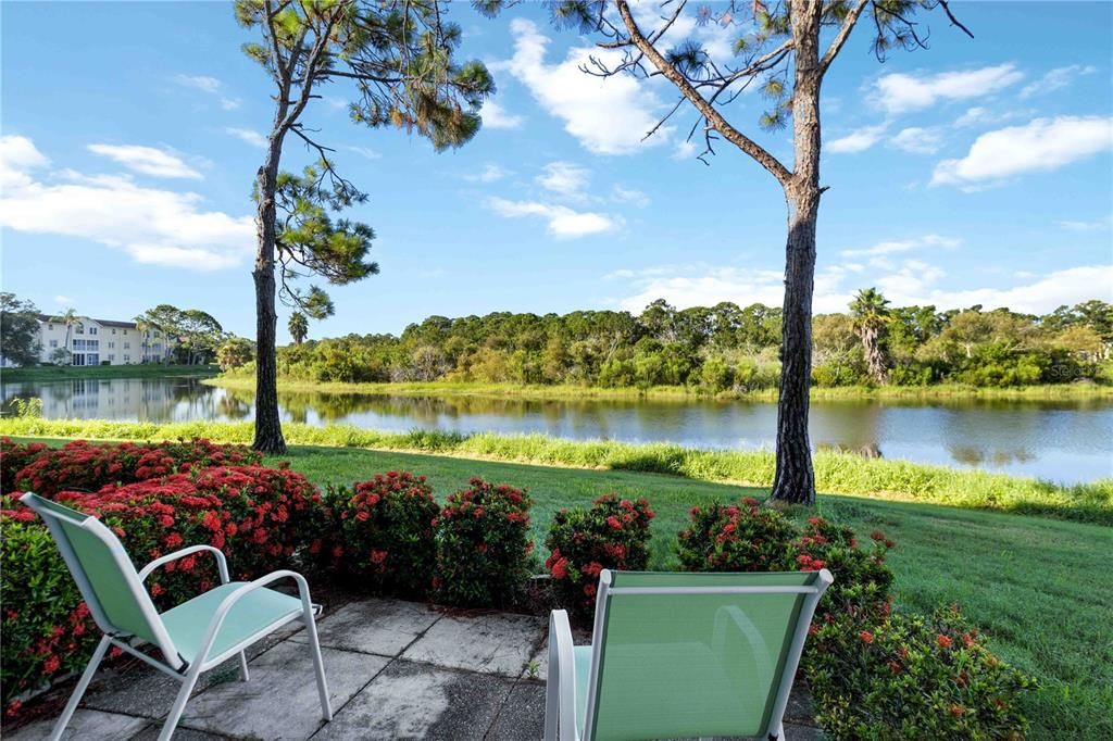 Active With Contract: $270,000 (2 beds, 2 baths, 1068 Square Feet)