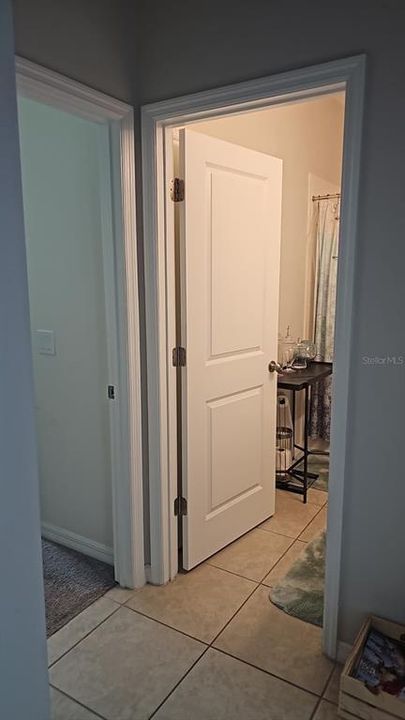 For Rent: $2,880 (4 beds, 3 baths, 2600 Square Feet)