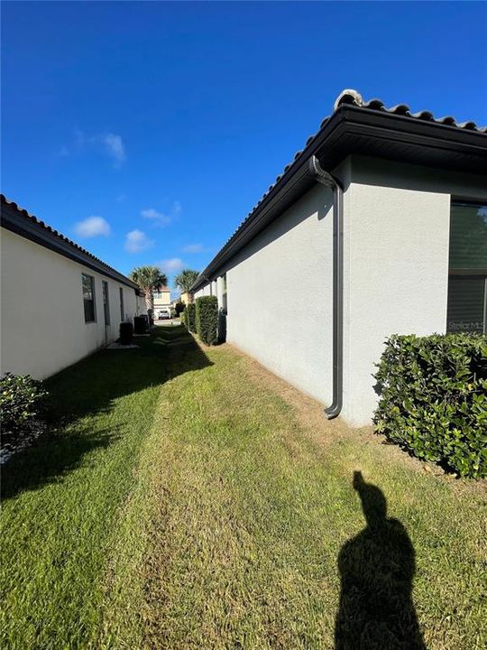 For Rent: $2,880 (4 beds, 3 baths, 2600 Square Feet)