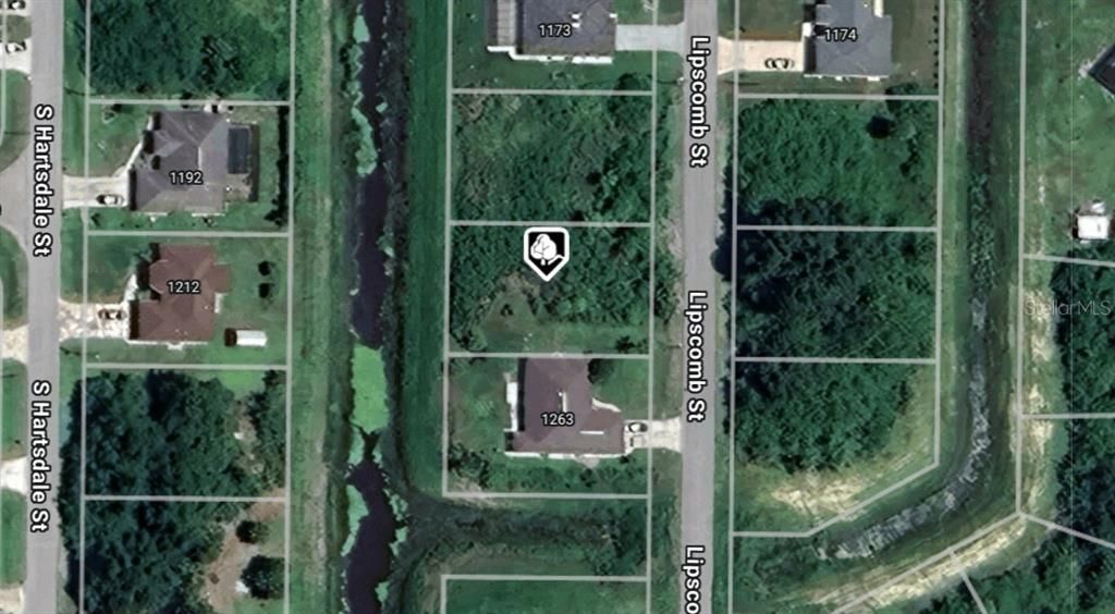 待售: $32,000 (0.23 acres)