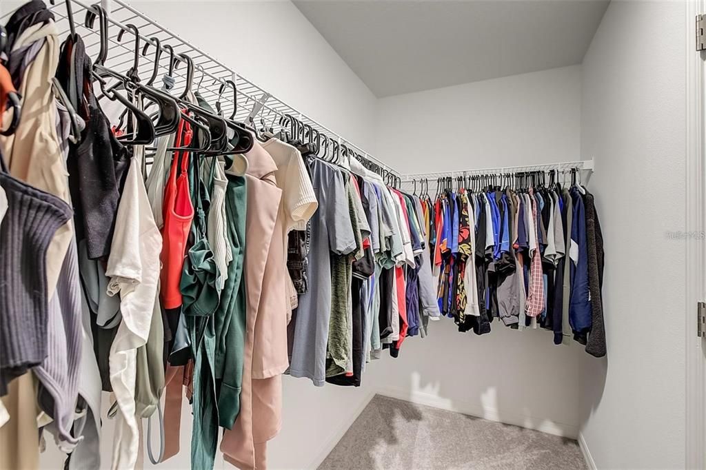 Active With Contract: $415,000 (5 beds, 2 baths, 2264 Square Feet)