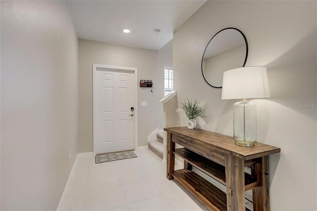 Active With Contract: $415,000 (5 beds, 2 baths, 2264 Square Feet)