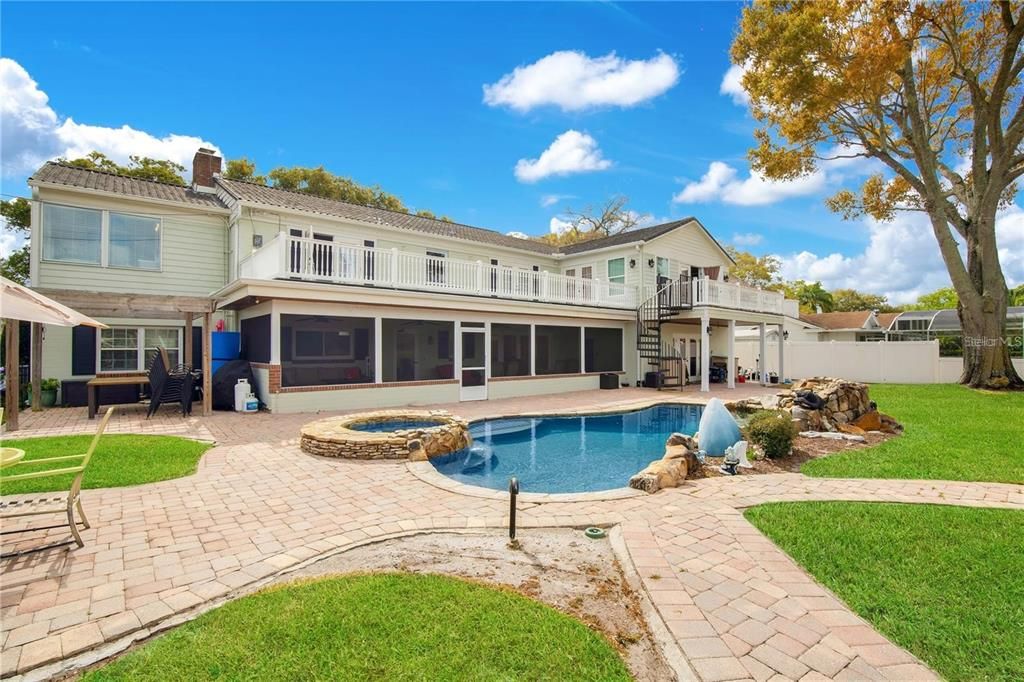 На продажу: $1,459,999 (6 спален, 6 ванн, 4439 Квадратных фут)